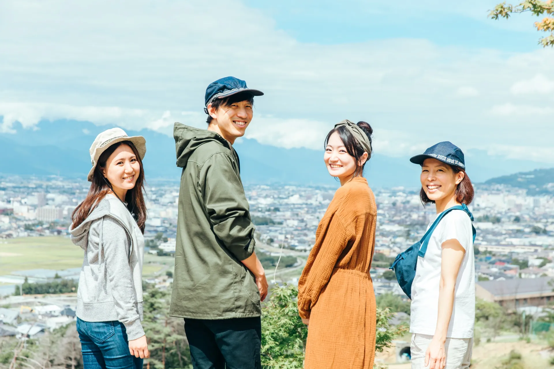 年間休日124日以上